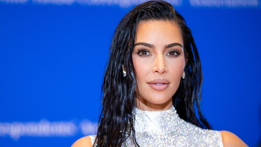 Kim Kardashian sagte, kurze Maniküre sei vorbei